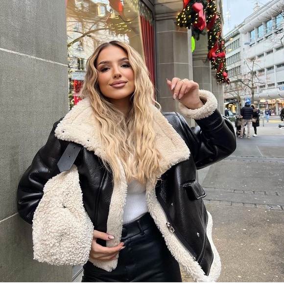 🔥LAST 1 LEFT!!🔥  ZARA NWT Bloggers Favorite Faux Leather Fleece Collar Jacket - Picture 13 of 16